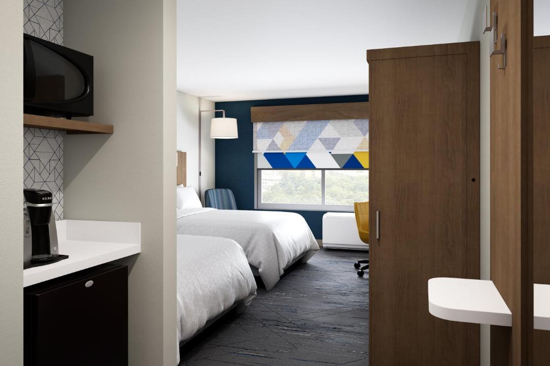 Chino Hills Hotel | Holiday Inn Express & Suites Ontario - Chino Hills by IHG