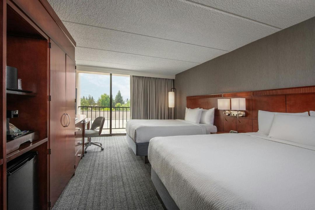 Monrovia Hotel | Courtyard by Marriott Los Angeles Pasadena/Monrovia