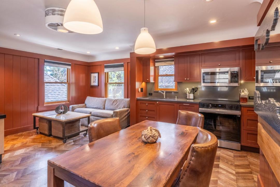 Homewood House | Cedar Crest - Robin Cottage 6