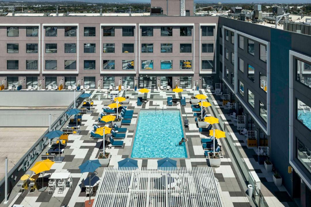 Buena Park Hotel | Hilton Buena Park Anaheim