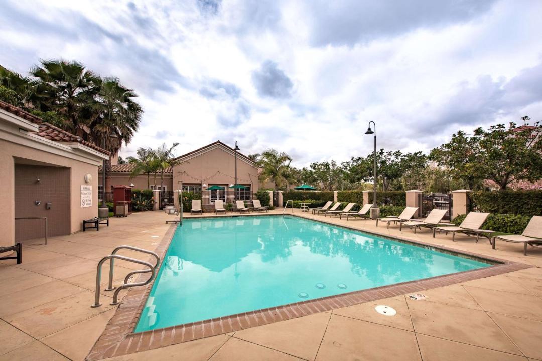 Oxnard Hotel | Homewood Suites by Hilton Oxnard/Camarillo