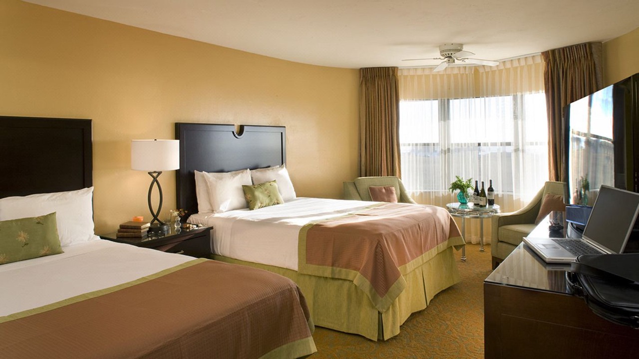 Photo of Bedroom in San Simeon