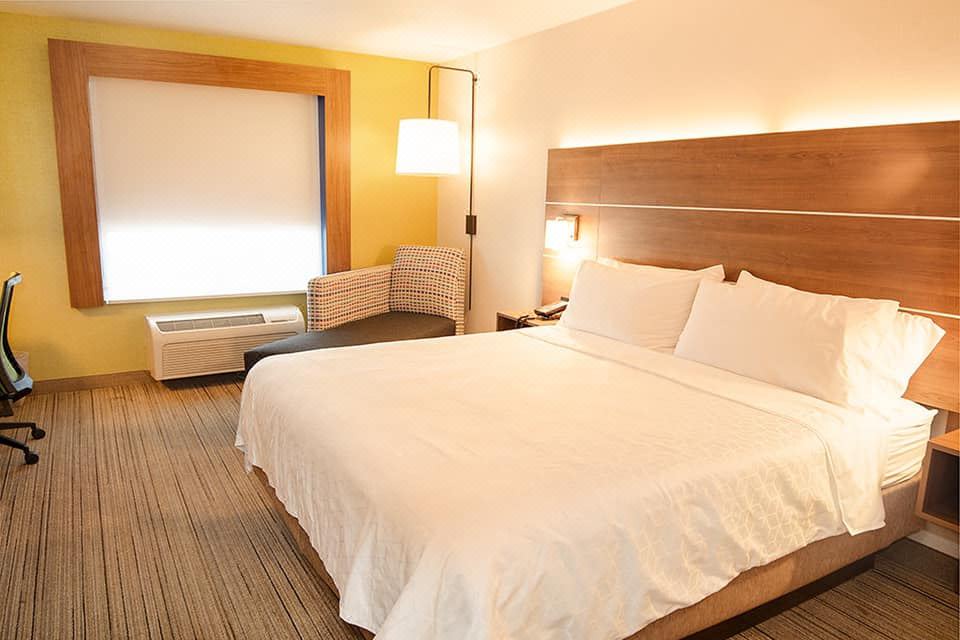 Photo of Bedroom in Porterville