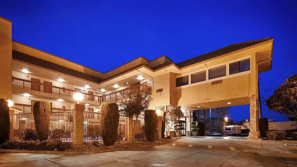 Photo of Buildings in Santa Clara