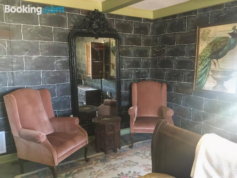 Photo of Livingroom in Beatty
