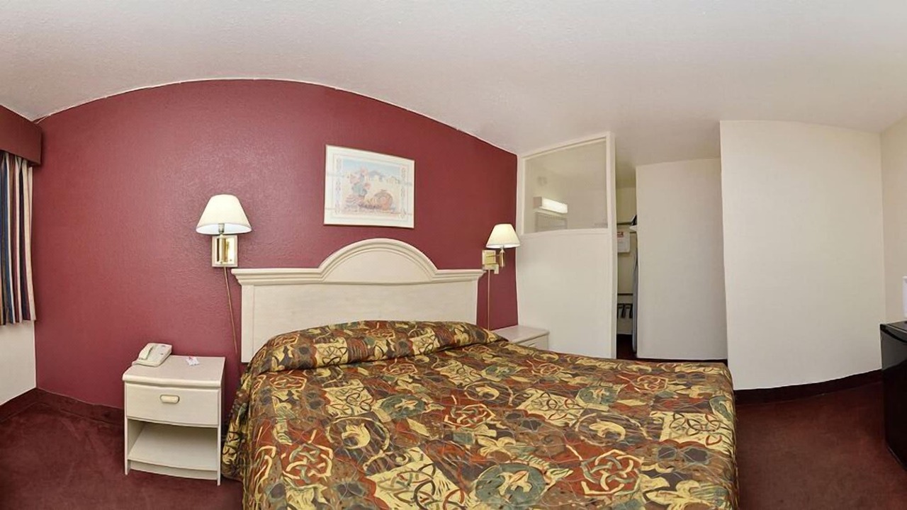 Photo of Bedroom in Fallon