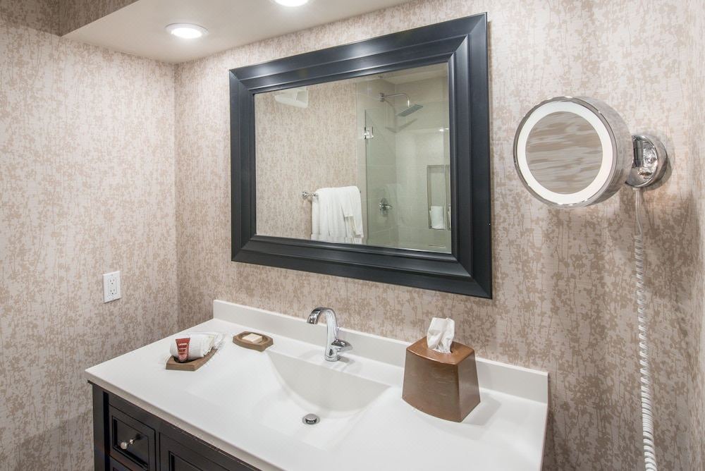 Photo of Bathroom in Barron Park