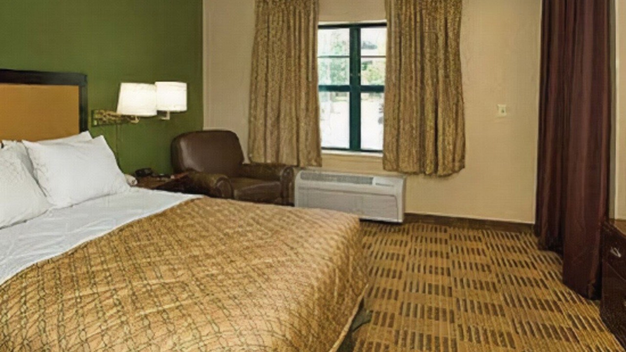 Photo of Bedroom in Riviera - Westchester