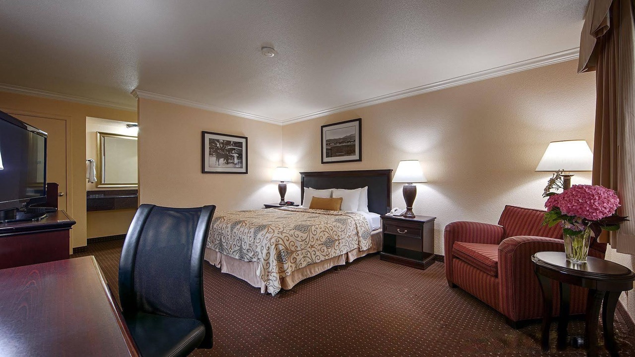 Photo of Livingroom in Danville