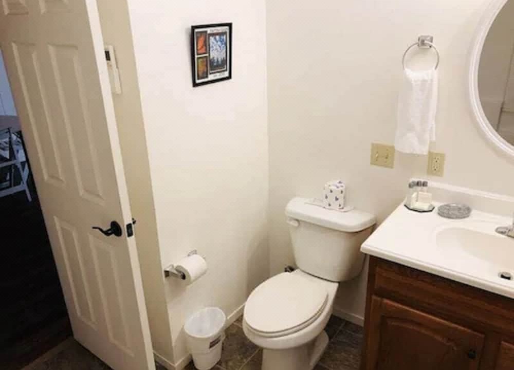 Photo of Bathroom in Fish Camp