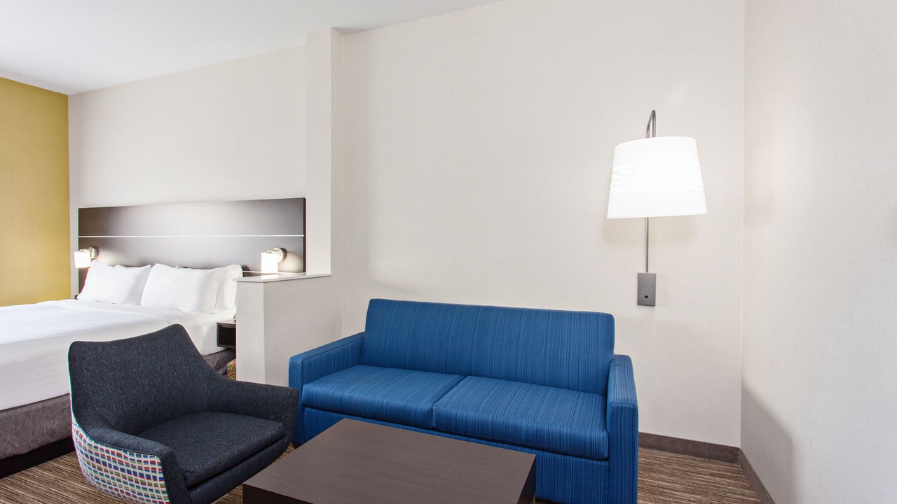 Photo of Livingroom in Oakland