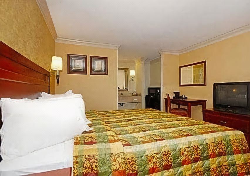 Photo of Bedroom in Norwalk