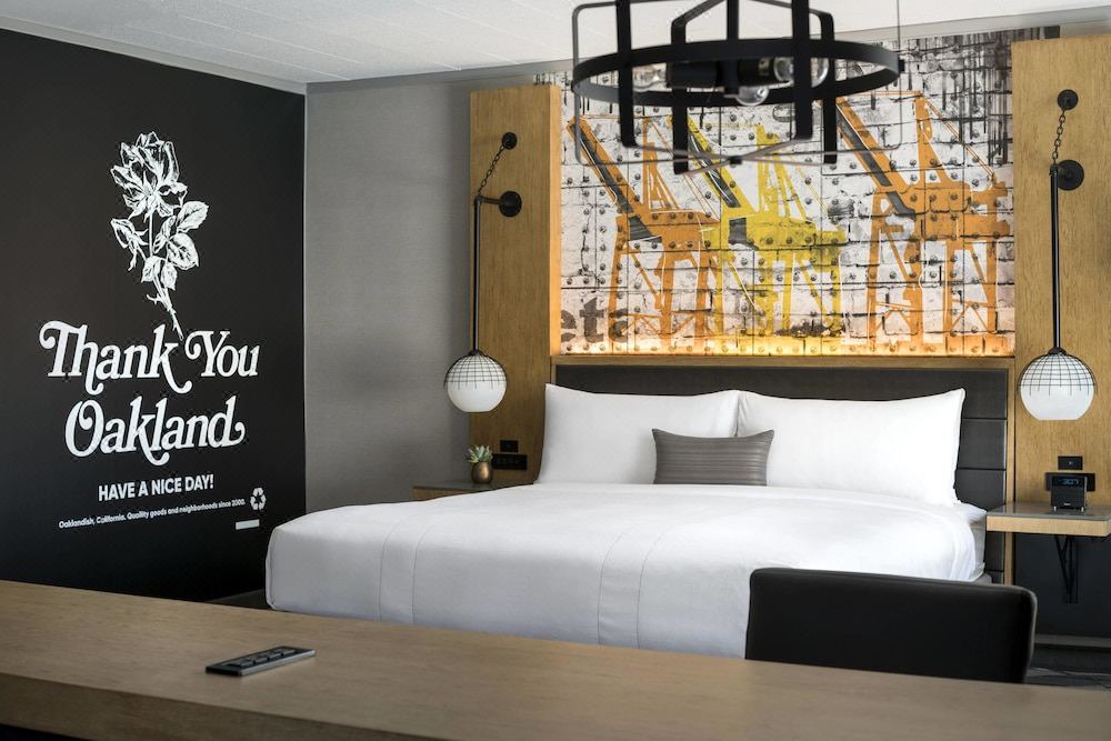 Photo of Bedroom in Downtown Oakland