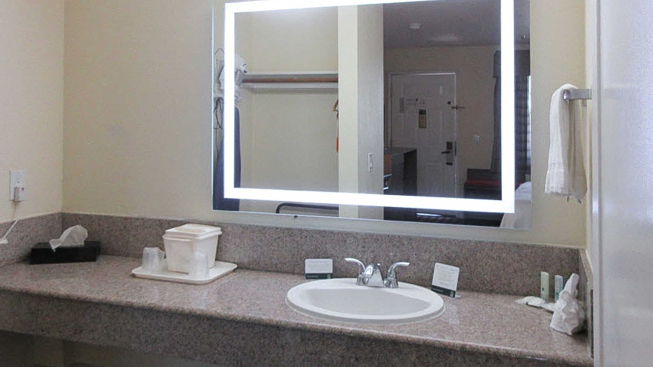 Photo of Bathroom in Salinas