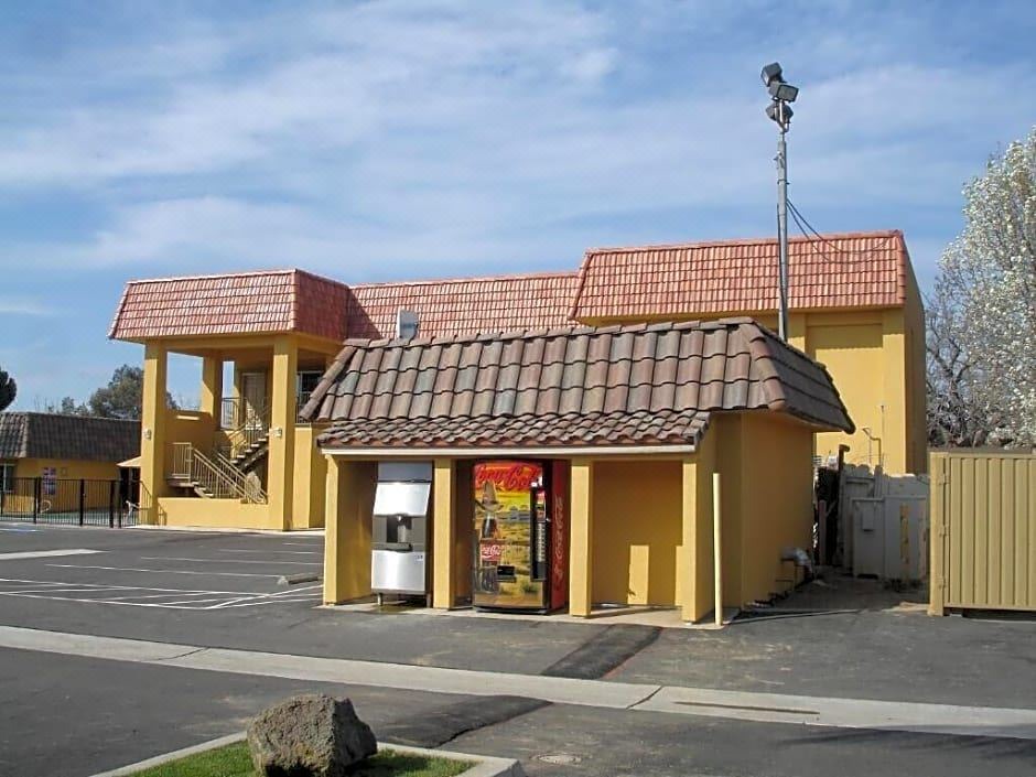 Photo of Buildings in Clovis