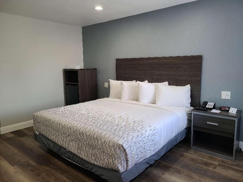 Photo of Bedroom in Chowchilla