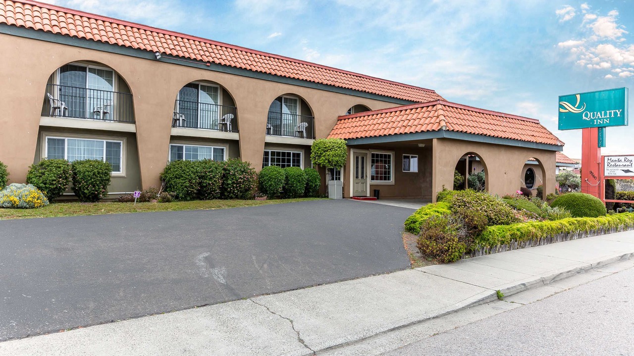 Photo of Buildings in San Simeon