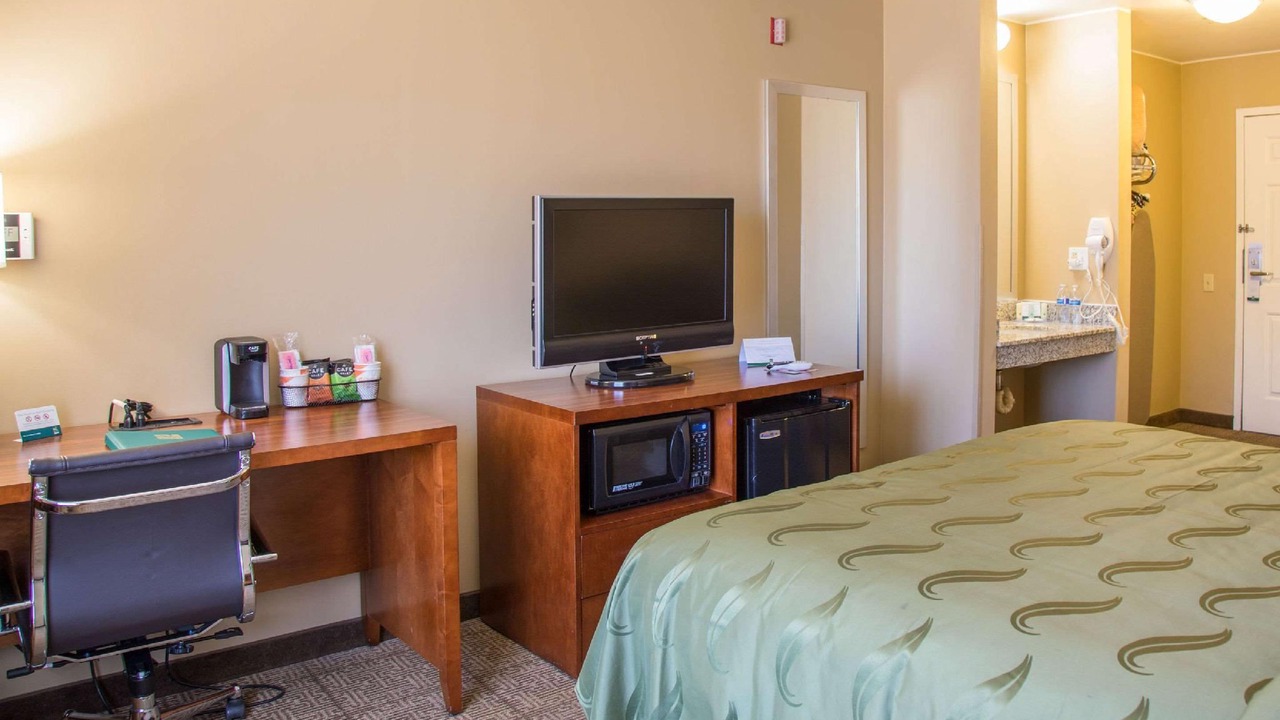 Photo of Bedroom in Merced