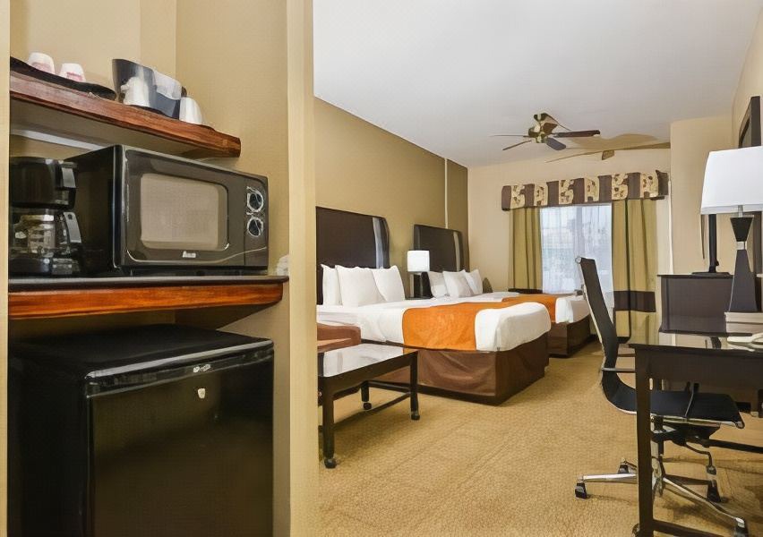 Photo of Livingroom in Bakersfield