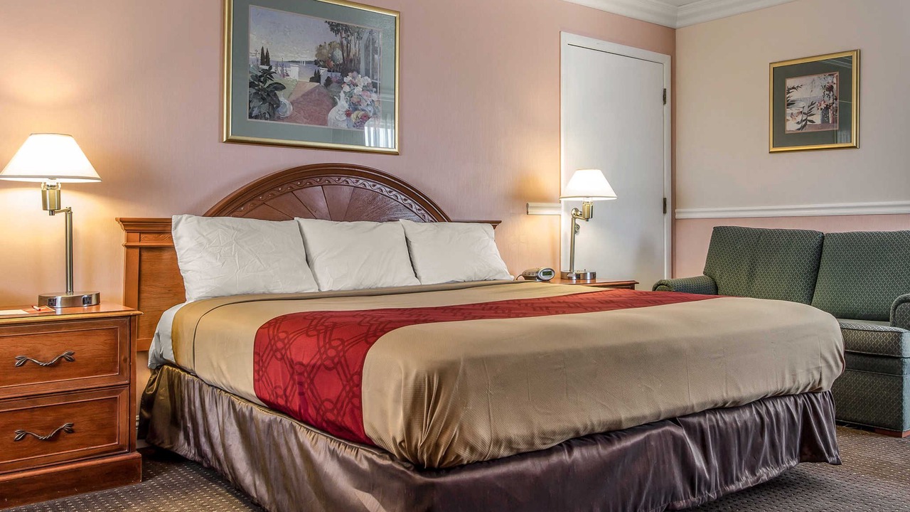 Photo of Bedroom in Castro Valley