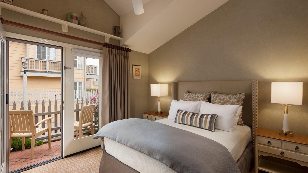 Photo of Bedroom in San Simeon