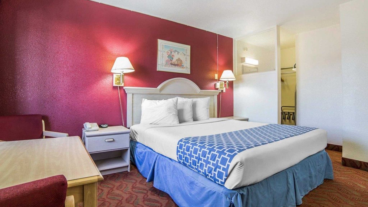 Photo of Bedroom in Fallon