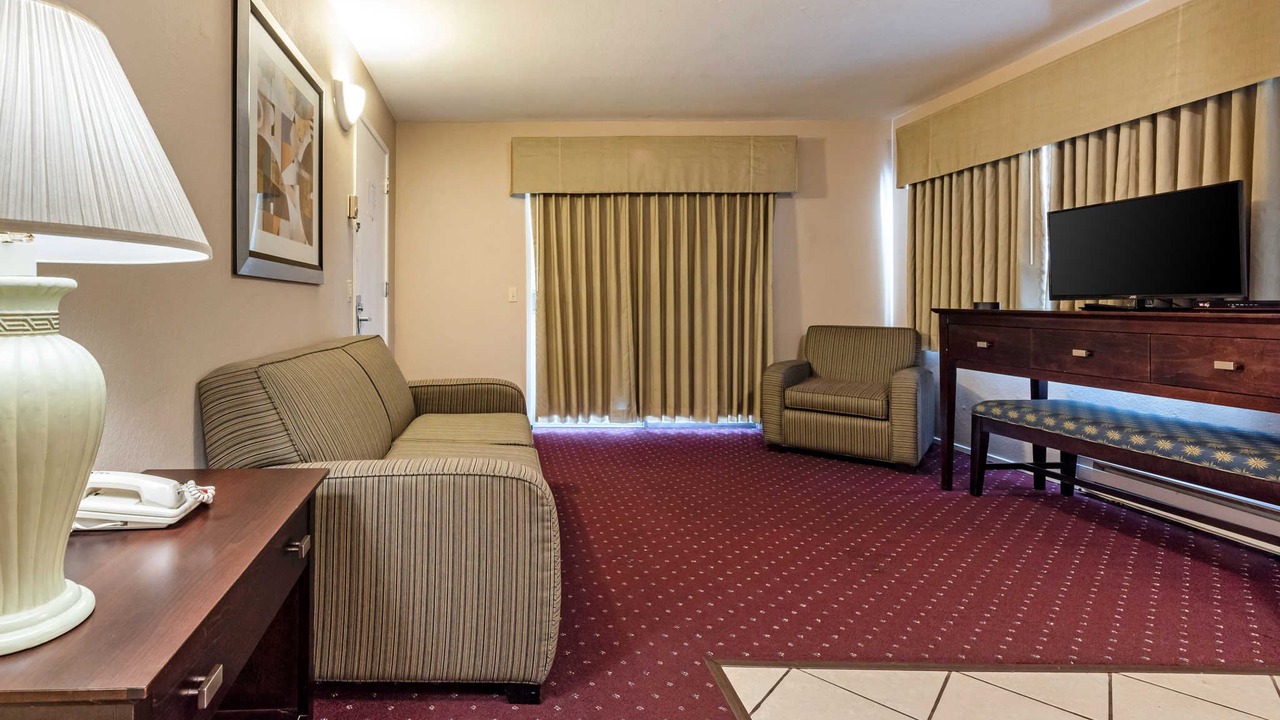 Photo of Livingroom in North Fremont Street