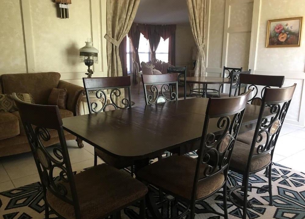 Photo of Livingroom in Beatty