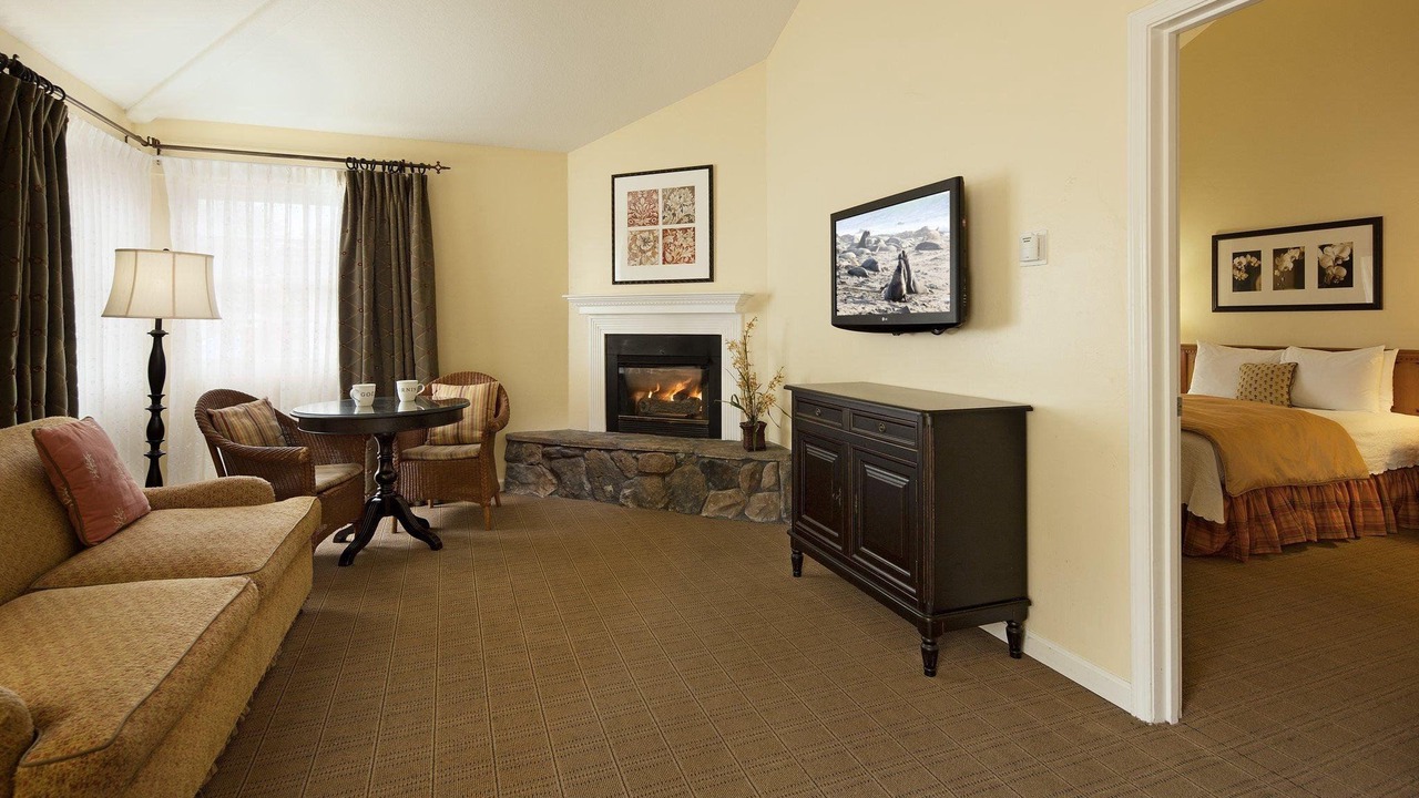 Photo of Livingroom in San Simeon