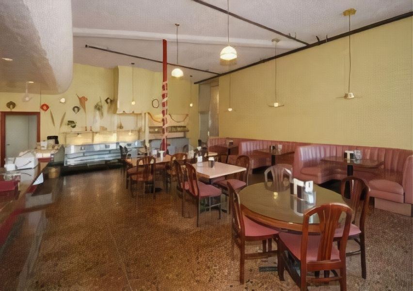 Photo of Livingroom in Oakland