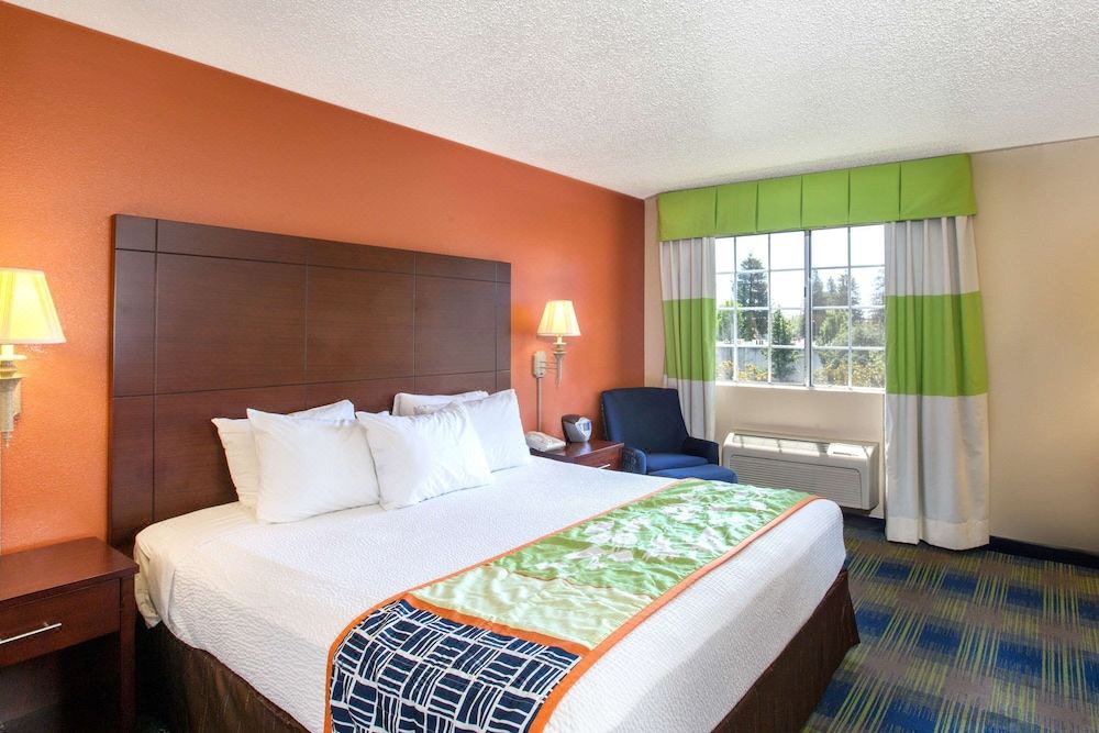 Photo of Bedroom in Fremont