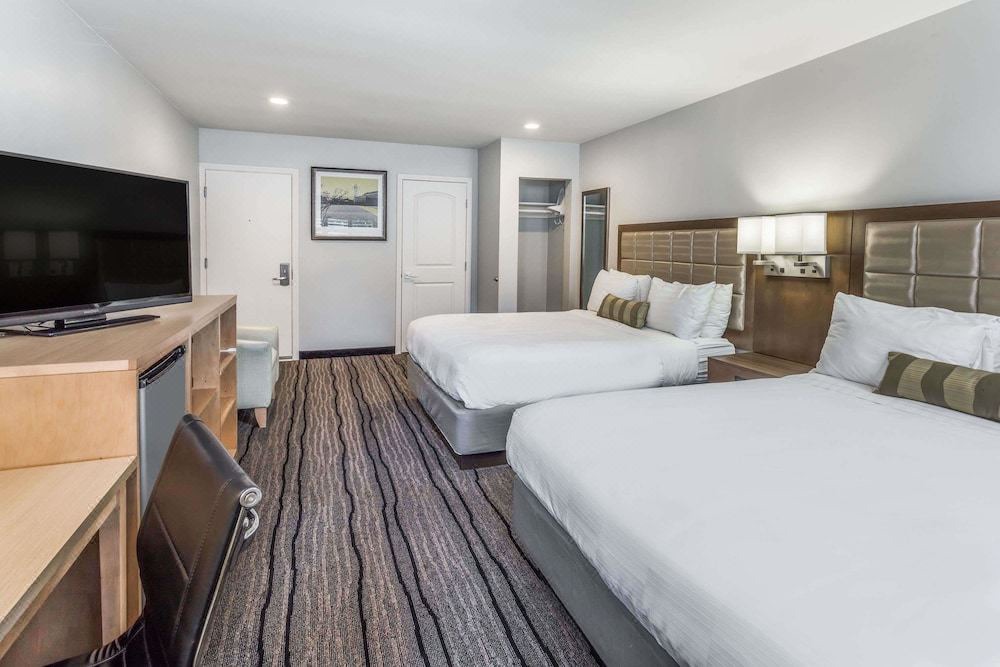 Photo of Bedroom in Central Berkeley