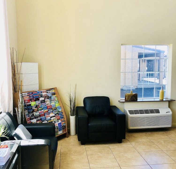 Photo of Livingroom in Daly City