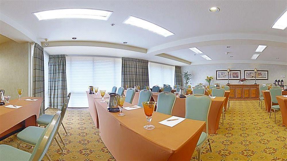 Photo of Livingroom in Campbell