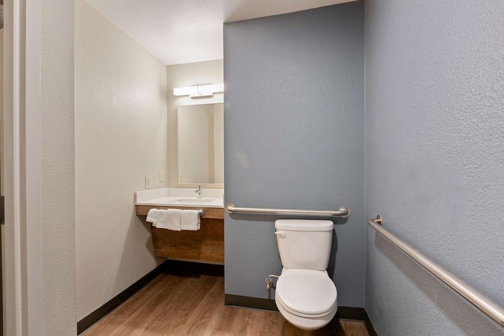 Photo of Bathroom in Union City