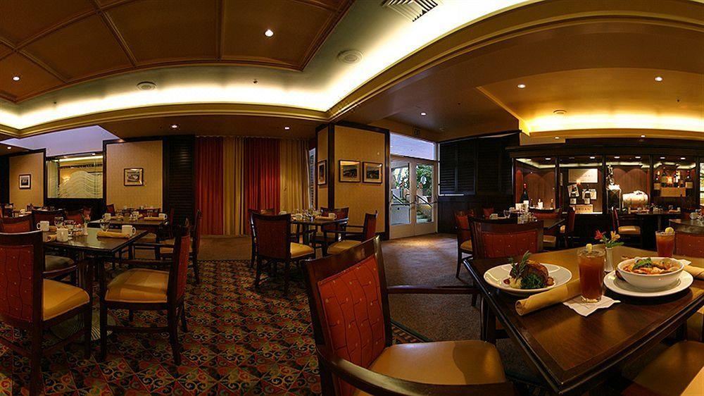 Photo of Livingroom in Old Monterey