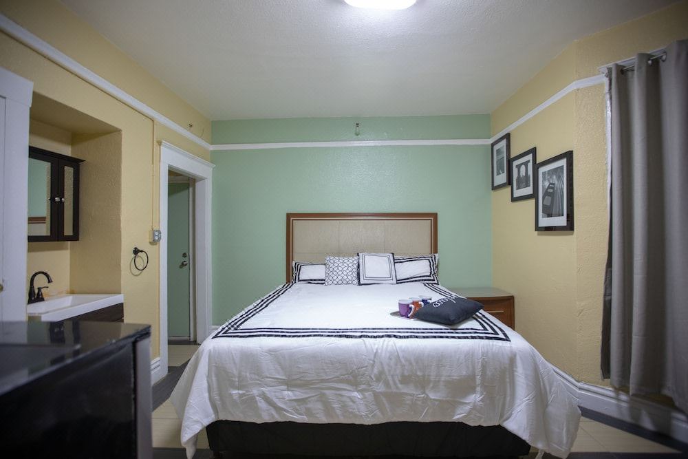 Photo of Bedroom in Downtown San Francisco
