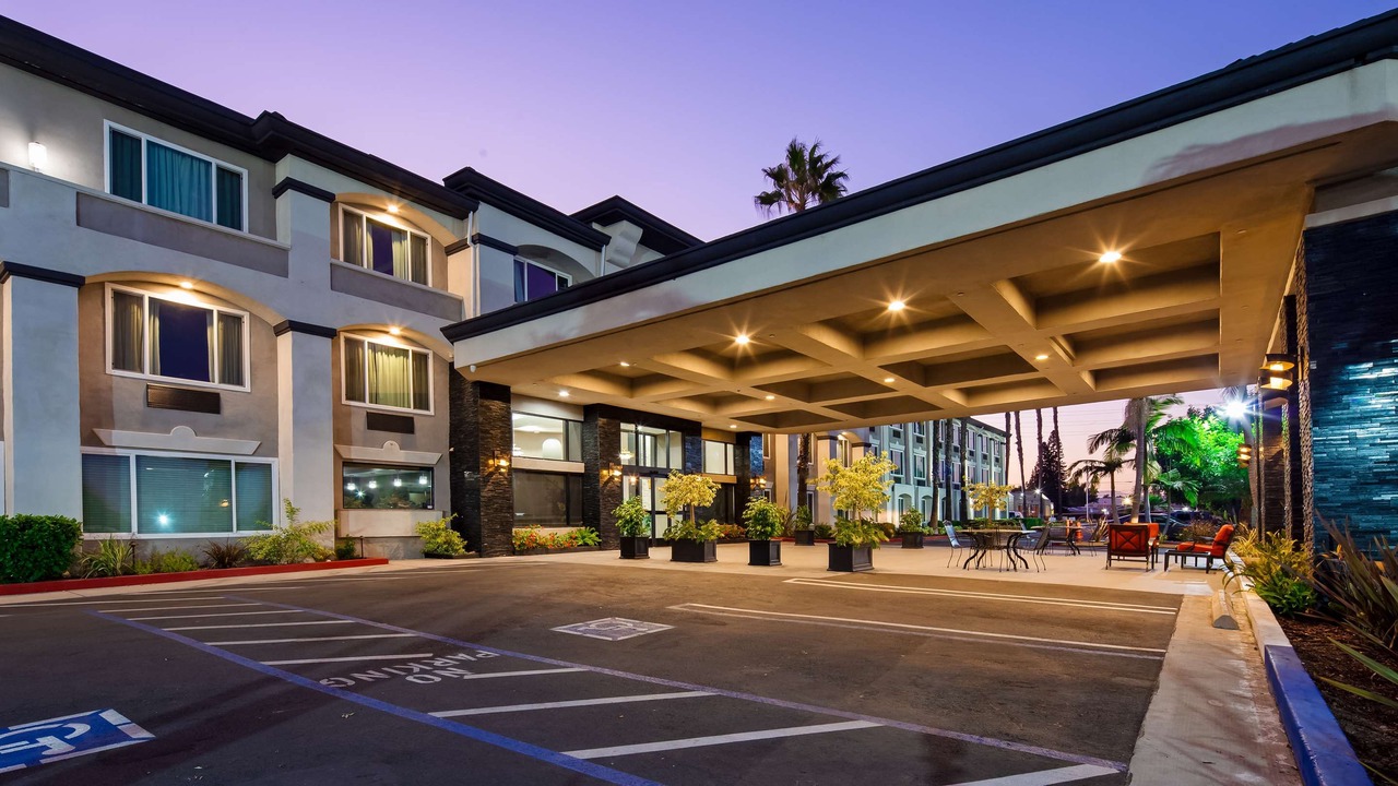 Photo of Buildings in Placentia