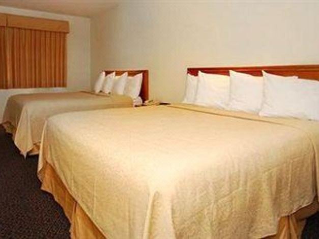 Photo of Bedroom in San Simeon