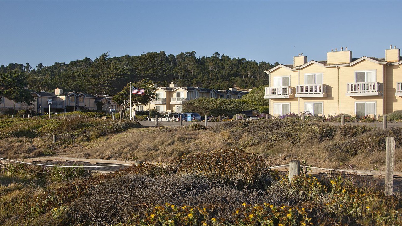 Photo of Buildings in San Simeon