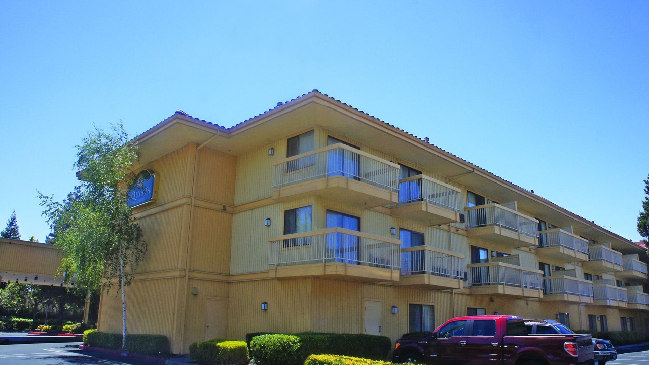 Photo of Buildings in Hayward