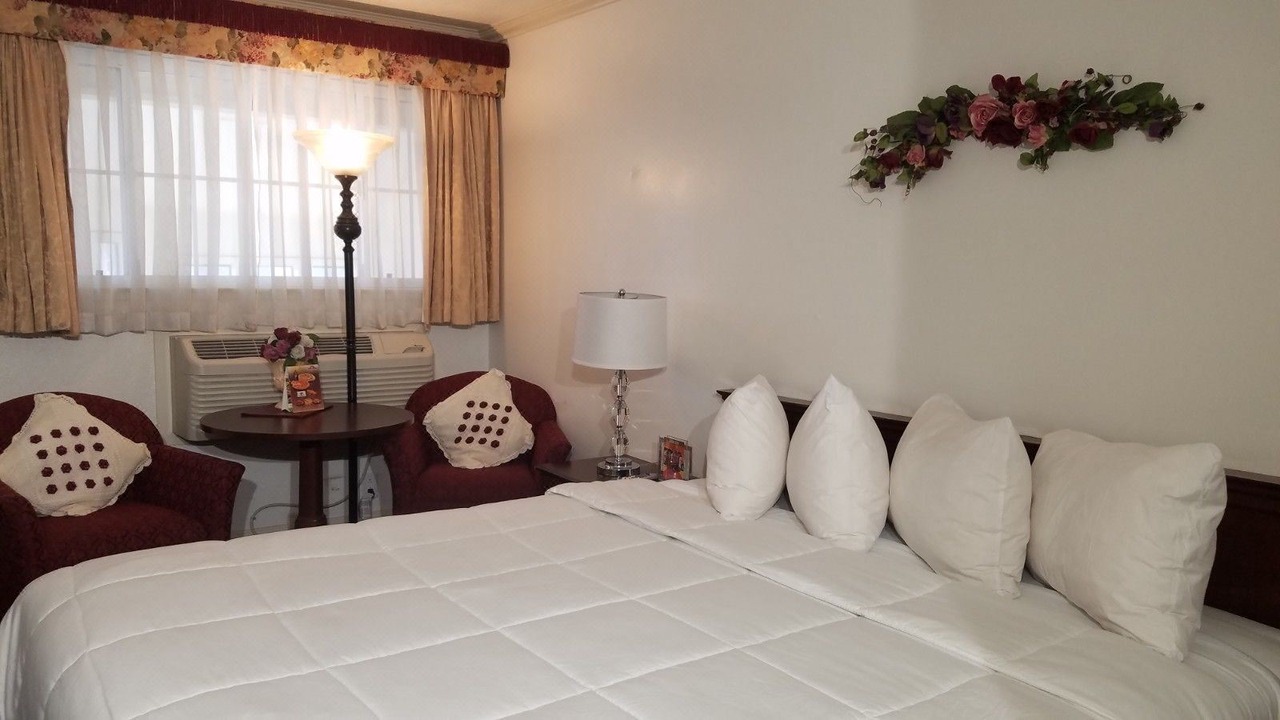 Photo of Bedroom in Palo Alto