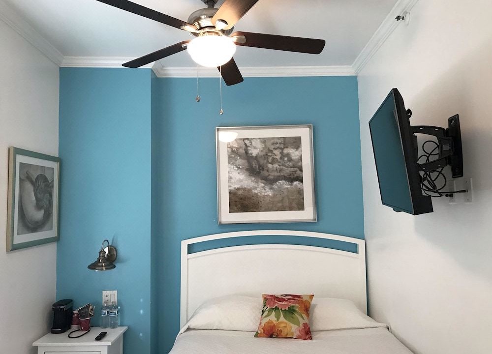 Photo of Bedroom in Downtown San Francisco