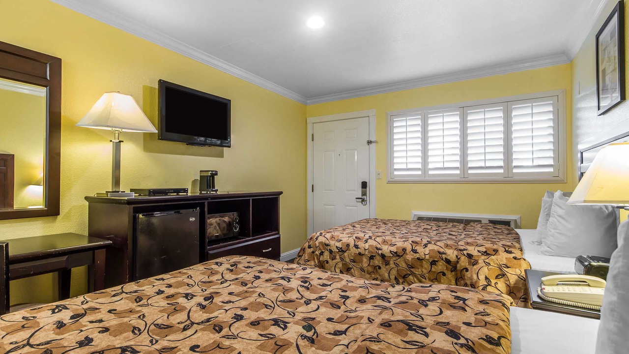 Photo of Bedroom in Central Berkeley