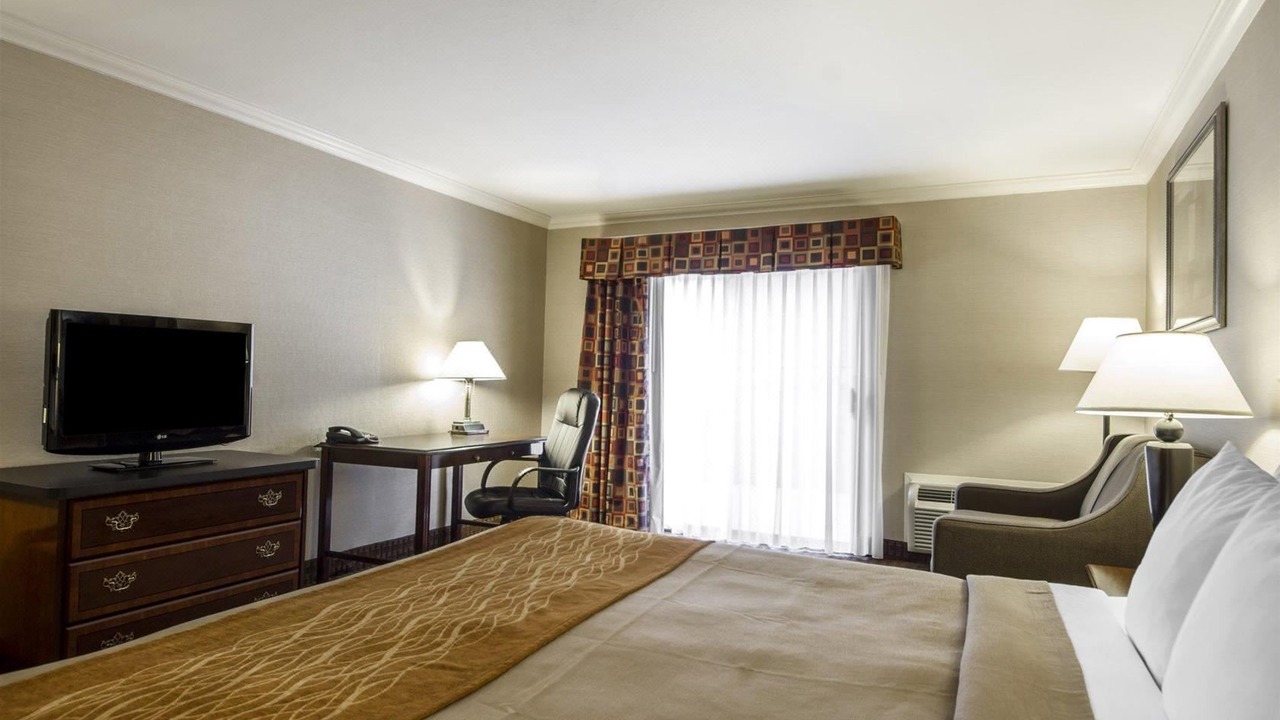 Photo of Bedroom in Castro Valley