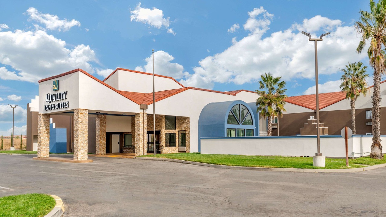 Photo of Buildings in Nut Tree