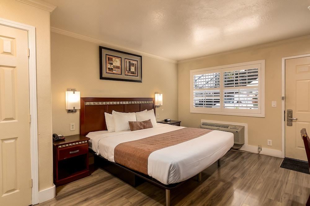 Photo of Bedroom in Seaside