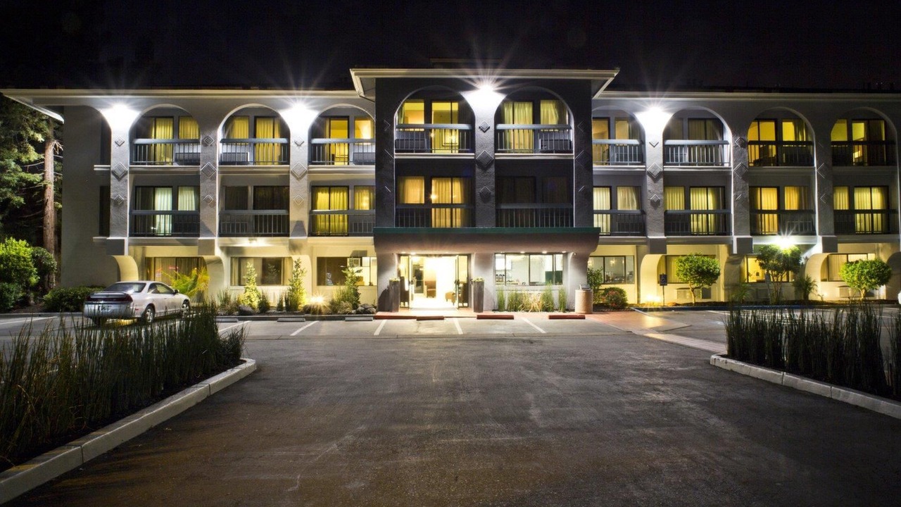 Photo of Buildings in Old Mountain View