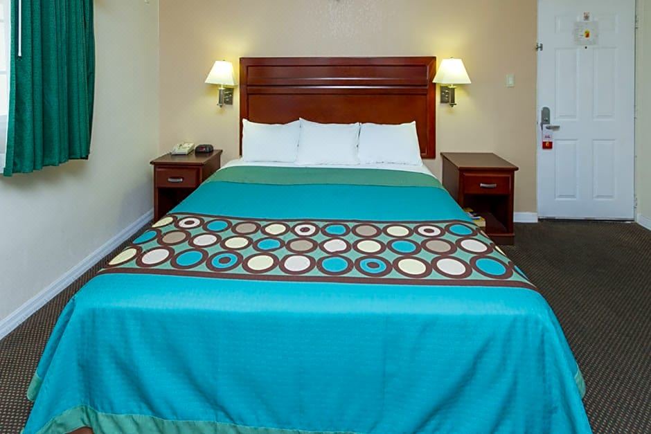 Photo of Bedroom in Downtown