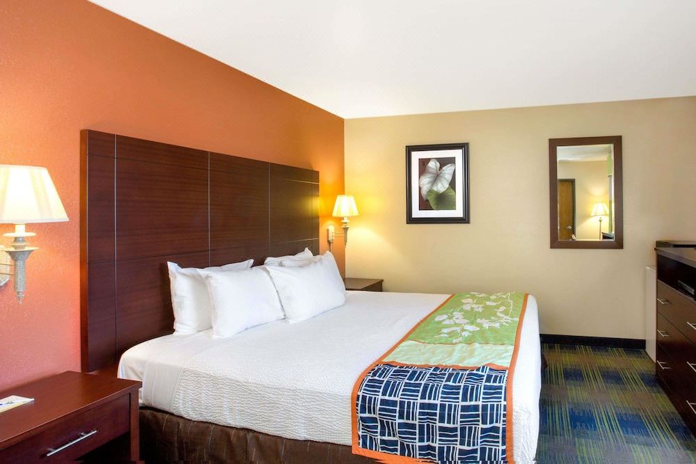Photo of Bedroom in Fremont